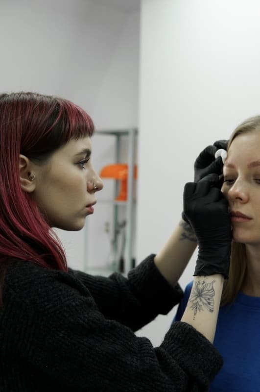 Анна Захарова